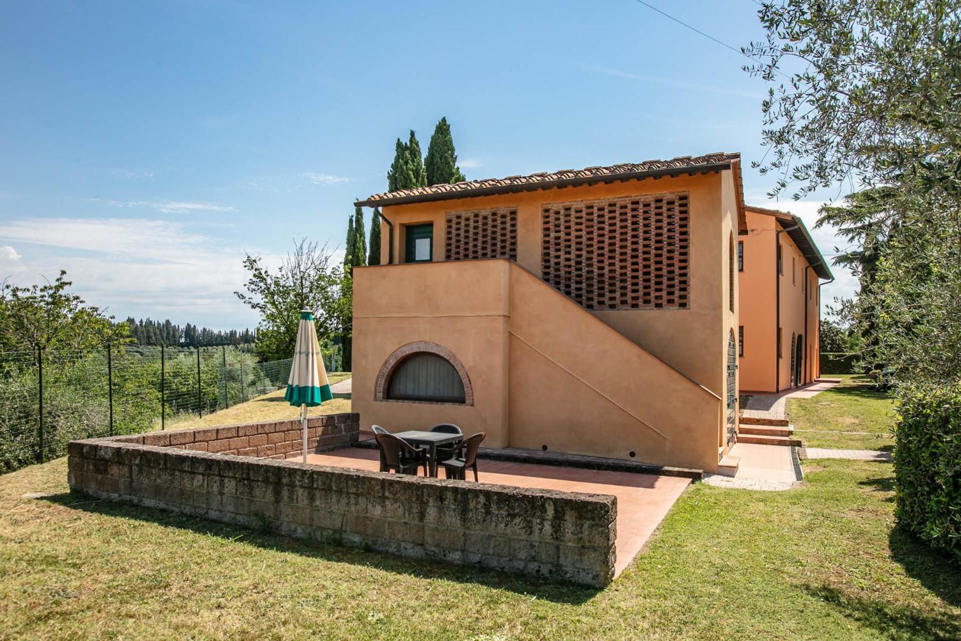 Hostal Fattoria Di Colleoli Exterior foto